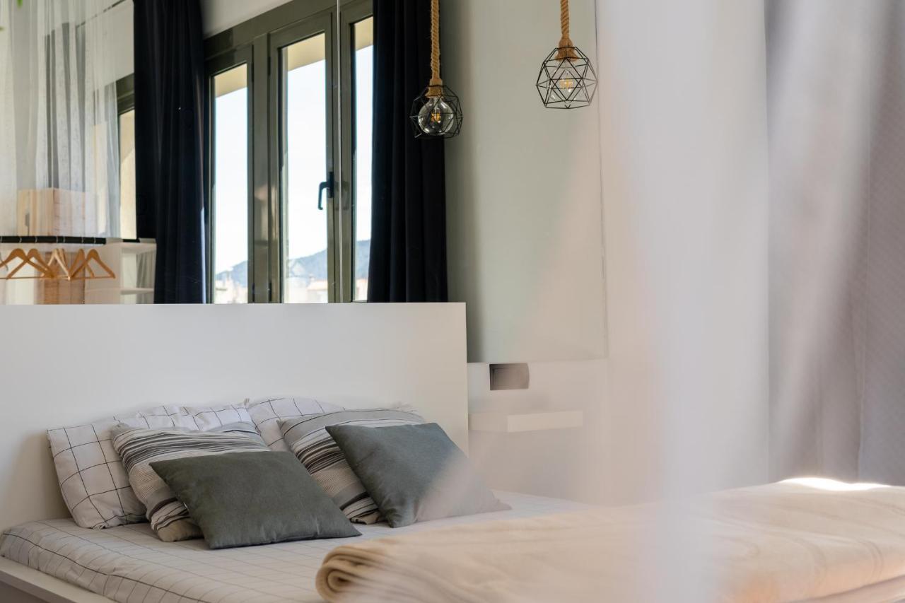 Espectacular Loft En Centrico Edificio Singular Apartment Manresa Exterior foto