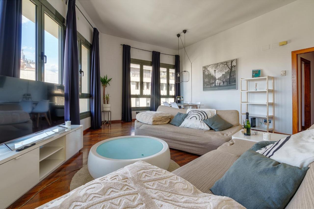 Espectacular Loft En Centrico Edificio Singular Apartment Manresa Exterior foto