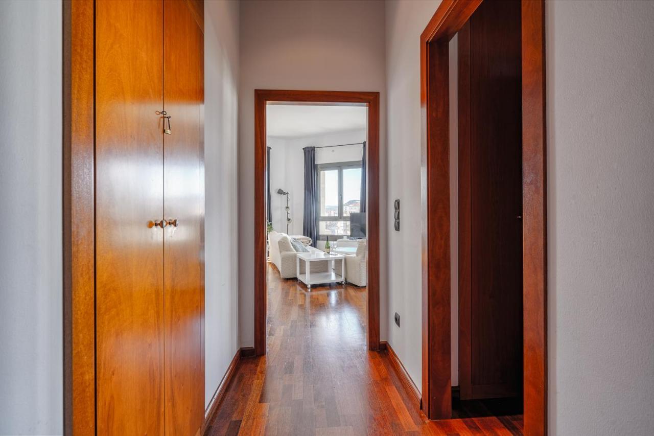 Espectacular Loft En Centrico Edificio Singular Apartment Manresa Exterior foto